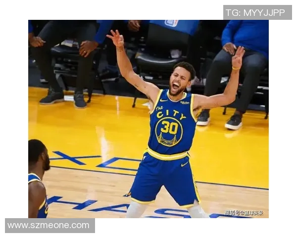 勇士与雷霆激战正酣中文解说带你领略精彩瞬间与战术分析